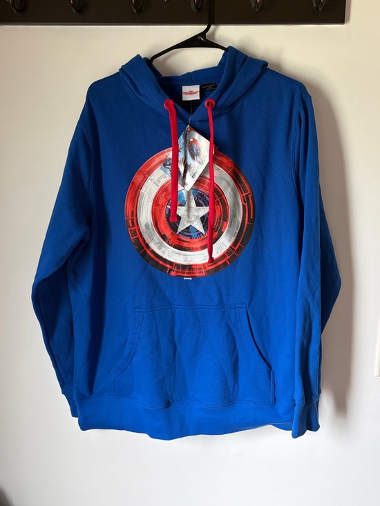 Marvel Other - Men’s large marvel captain America blue sweatshirt size large brand new with tag
